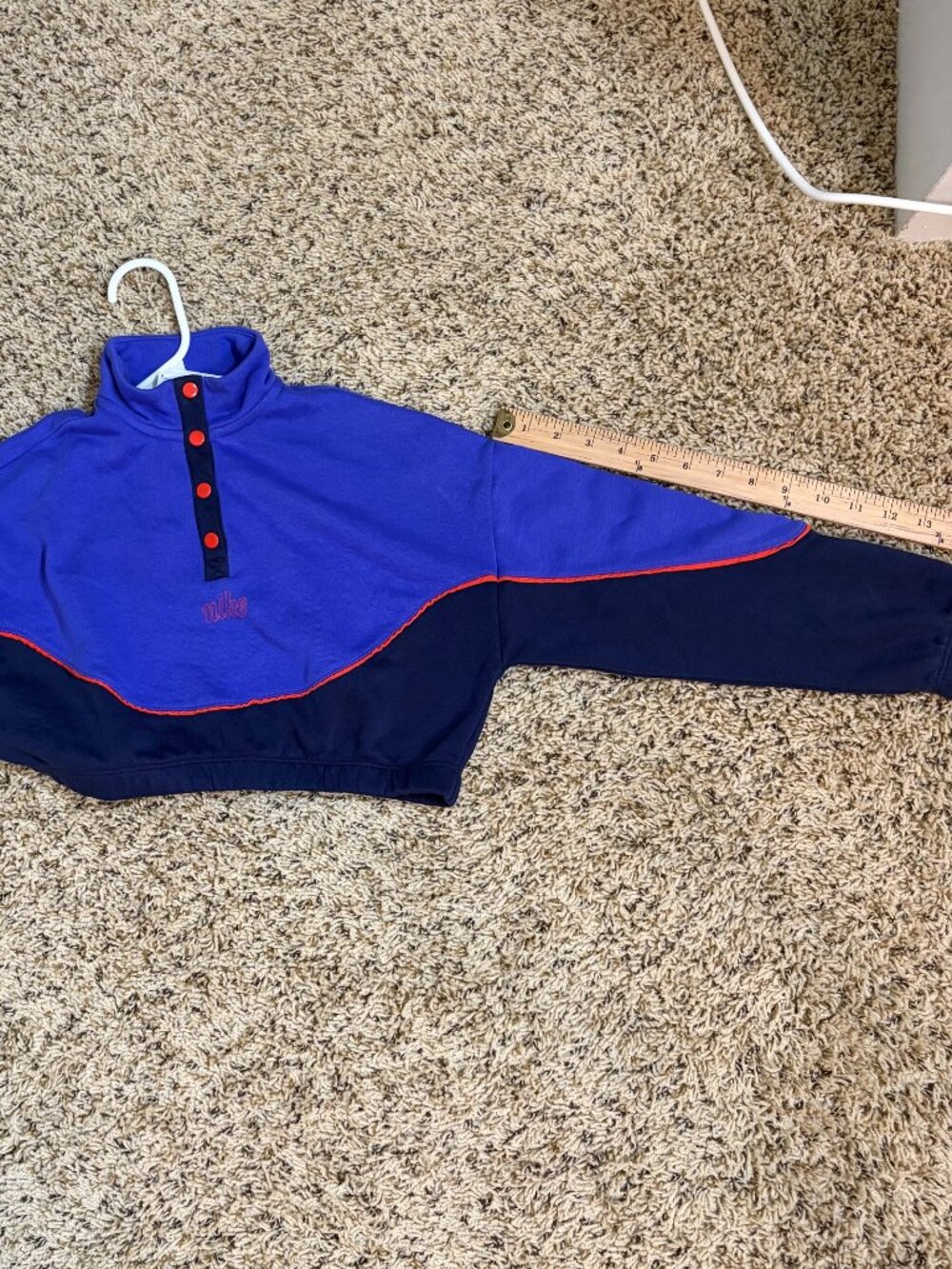 Nike Cropped Half-Snap Sweat Shirt Purple Navy Colorblock Size M - Picture 8 of 8